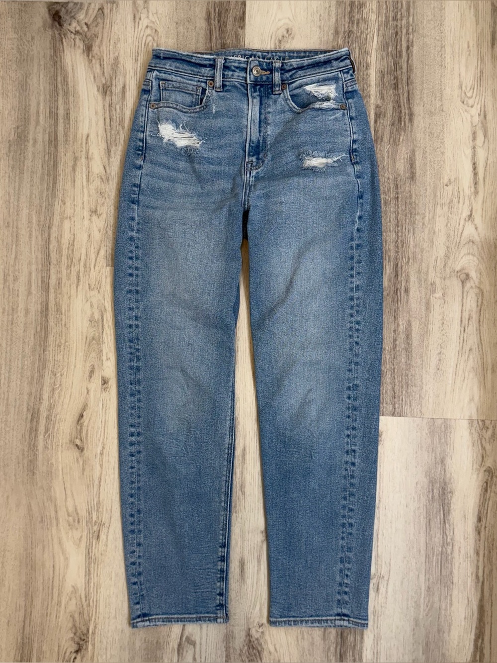 American Eagle Mom Straight Jeans Size 2 Regular